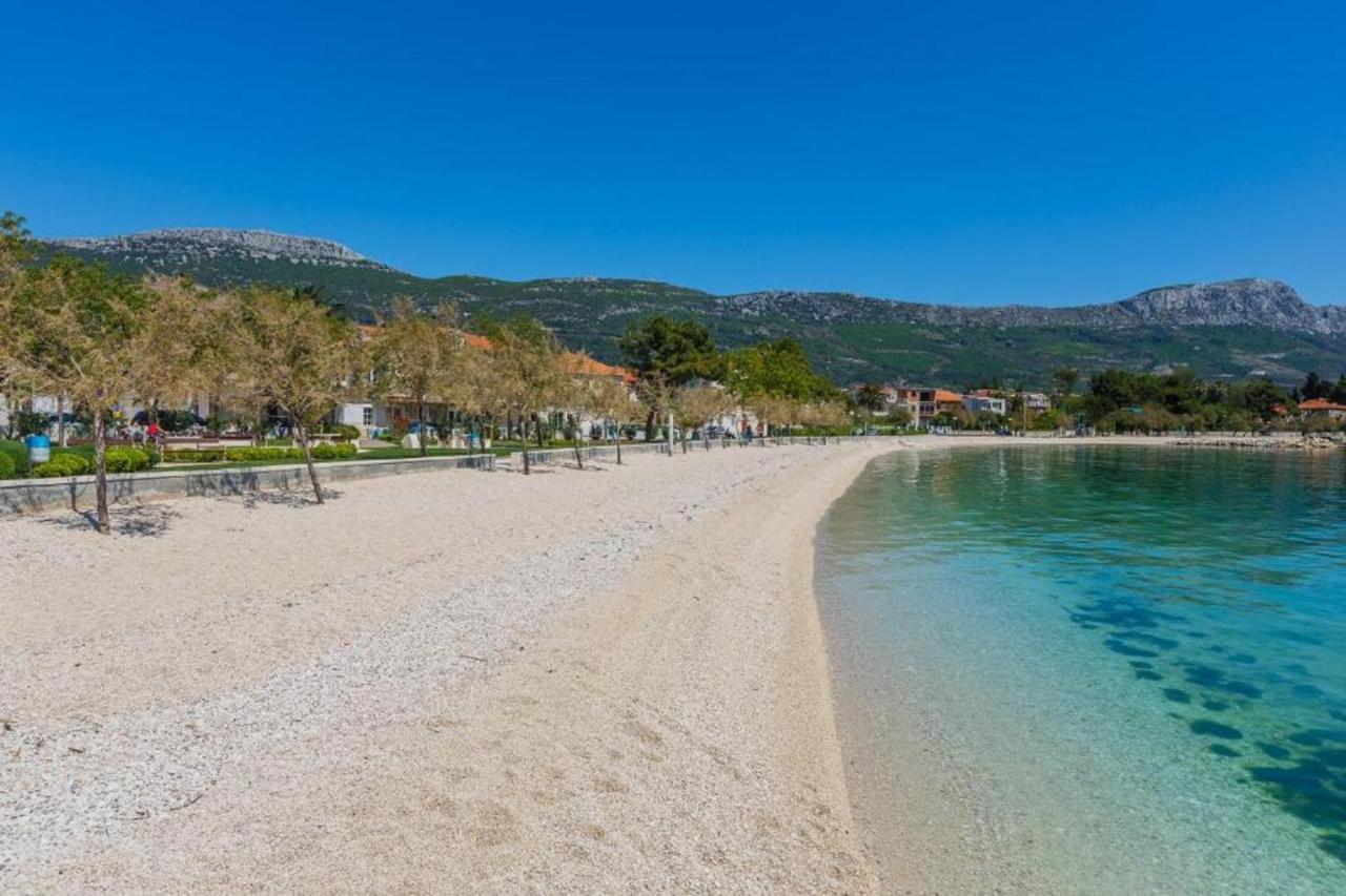 Sunny Holiday House With Pool Kaštela Εξωτερικό φωτογραφία
