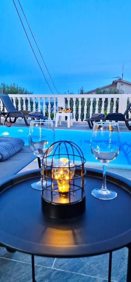 Sunny Holiday House With Pool Kaštela Εξωτερικό φωτογραφία