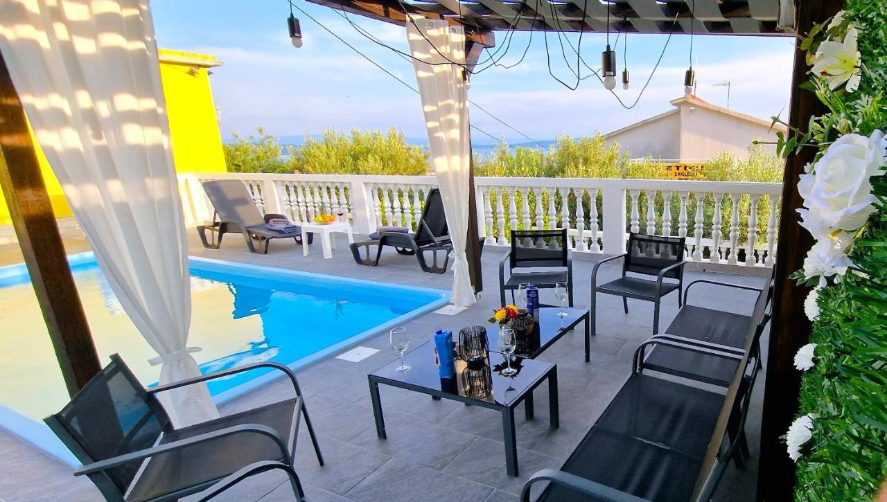 Sunny Holiday House With Pool Kaštela Εξωτερικό φωτογραφία