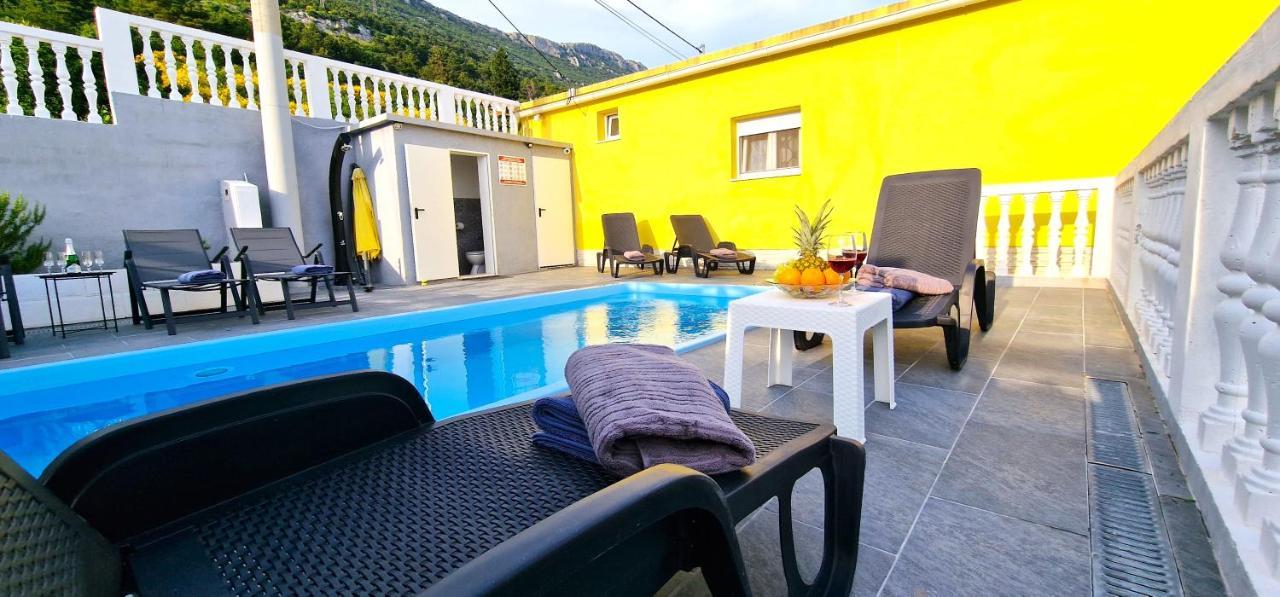 Sunny Holiday House With Pool Kaštela Εξωτερικό φωτογραφία